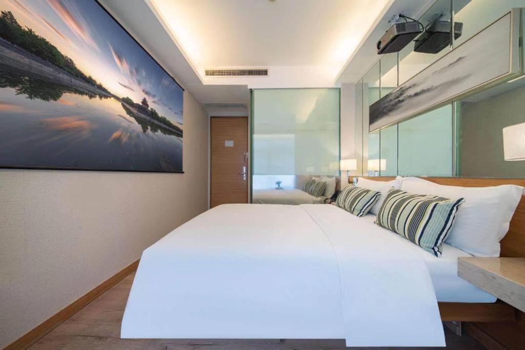 H-Hotel Riverside Chengdu Exterior photo
