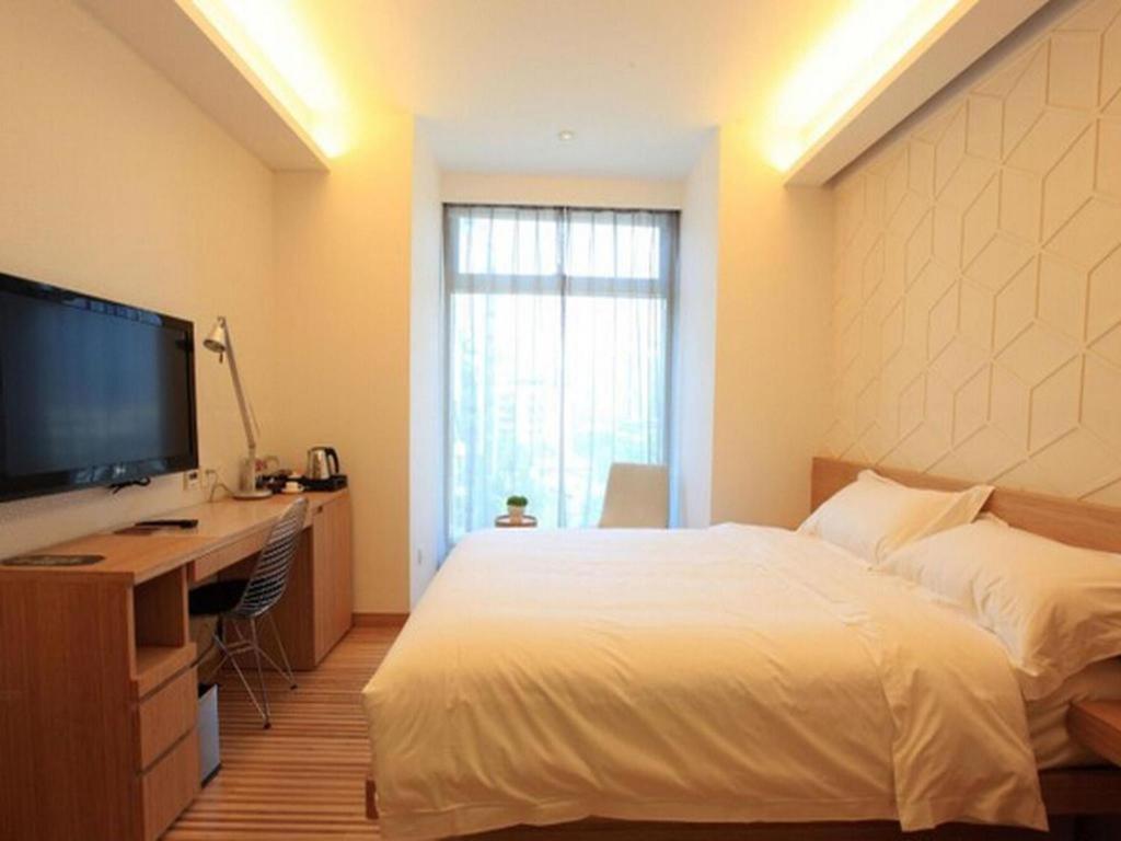 H-Hotel Riverside Chengdu Exterior photo